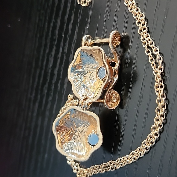 Disney's Cinderella Carriage Inspired Locket Necklace - Picture 2 of 5